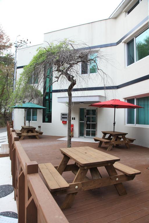 Hwangto Green Village Pension Yongin Extérieur photo
